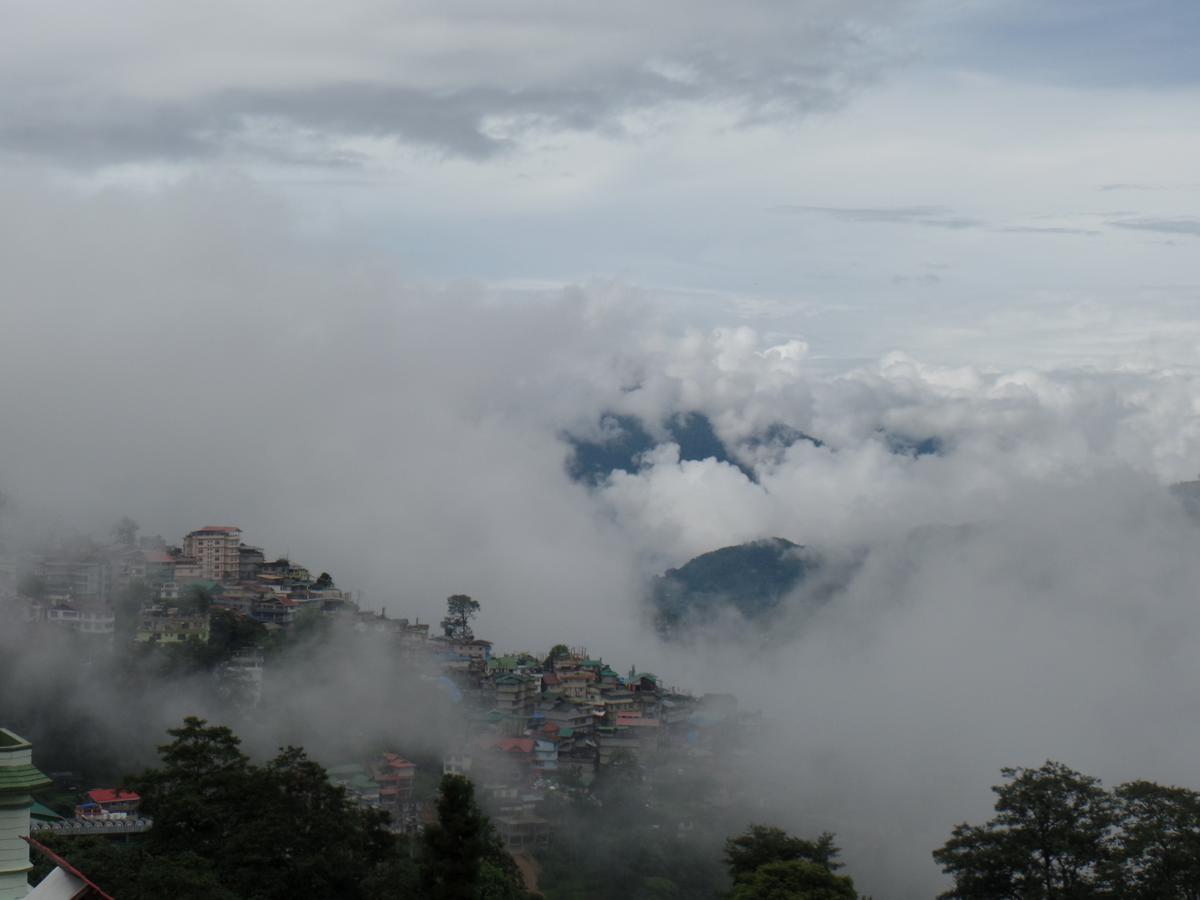 The Lindsay Cheu Den Otel Gangtok Dış mekan fotoğraf